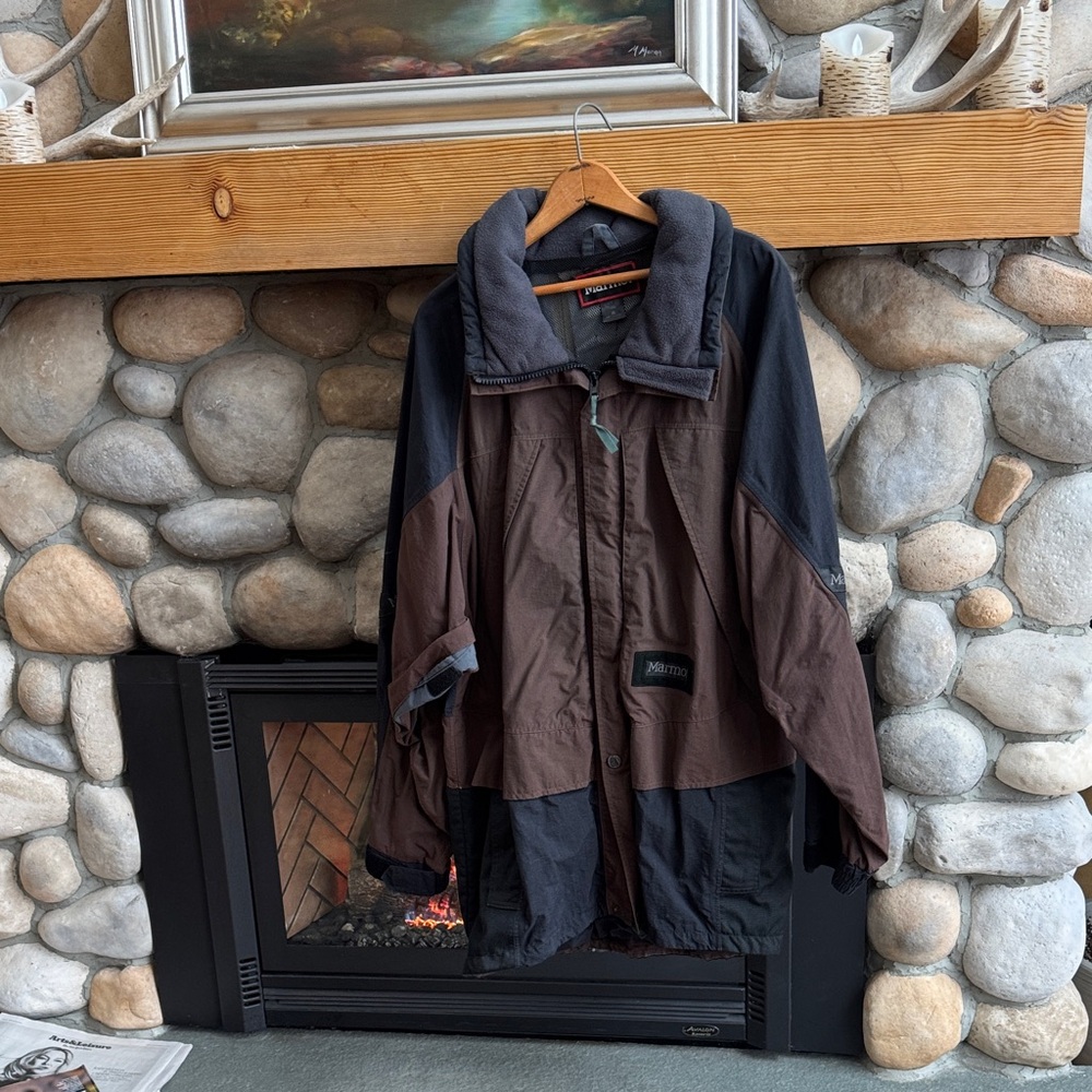 Vintage Marmot Snowboarding Jacket